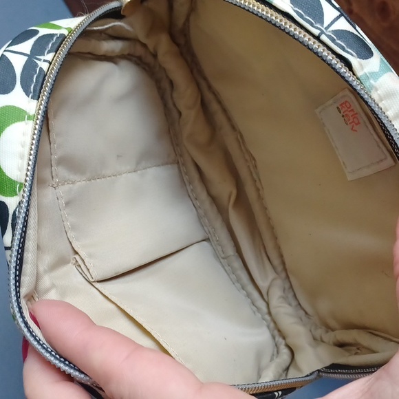 Orla Kiely makeup bag - Picture 13 of 16